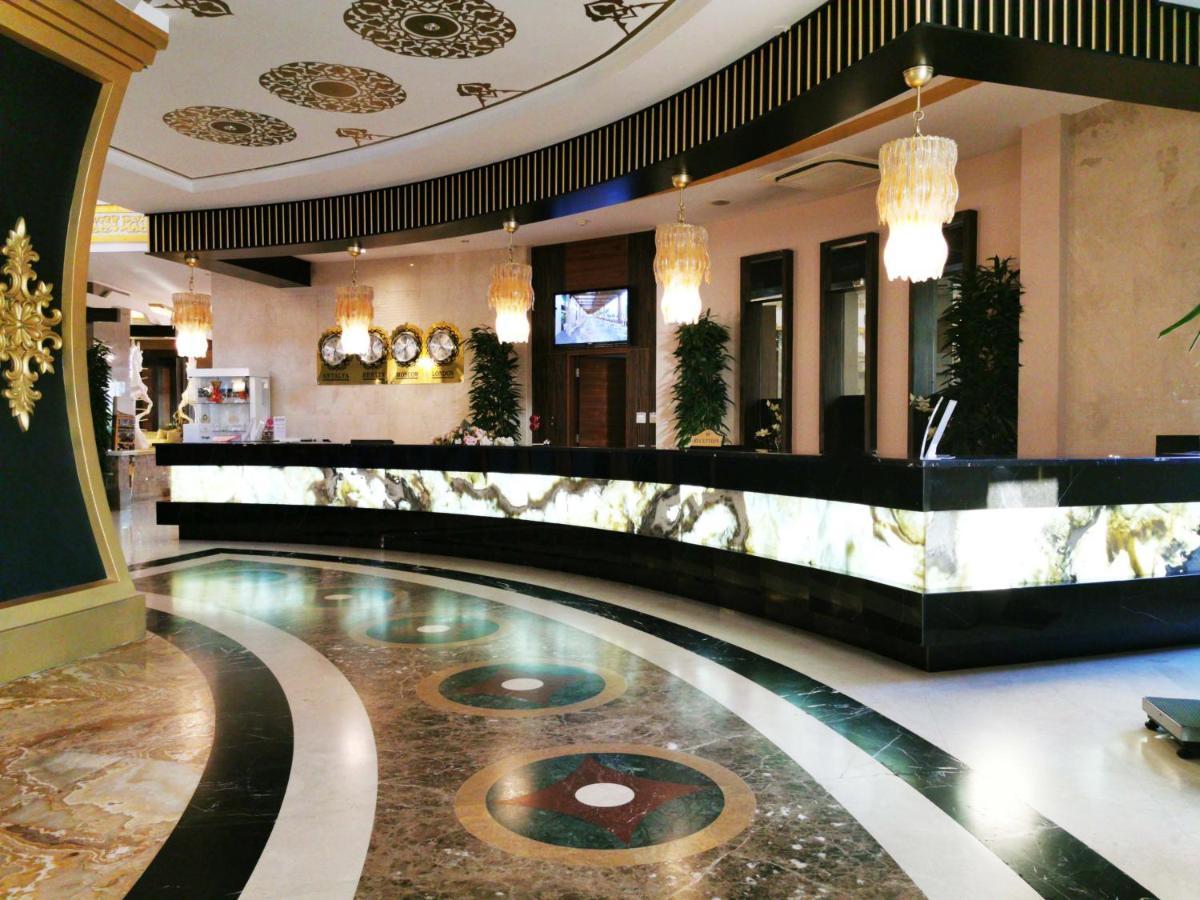 Side Crown Palace Ultra All Inclusive Exterior foto