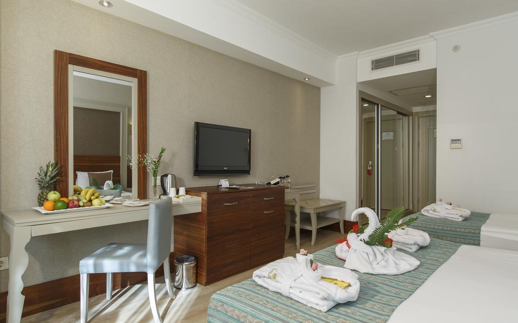 Side Crown Palace Ultra All Inclusive Hotel Quarto foto